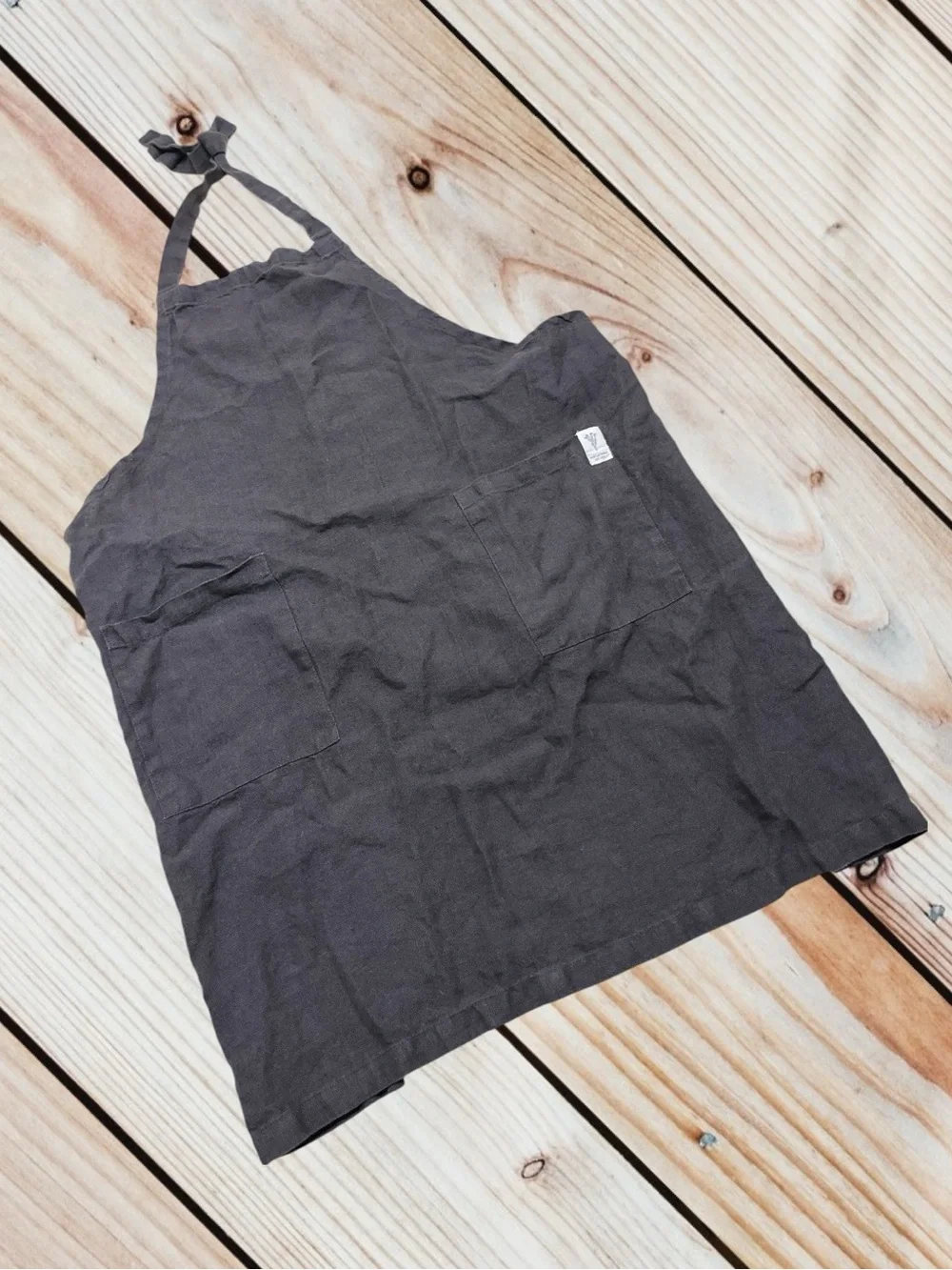 Sur La Table washed linen apron